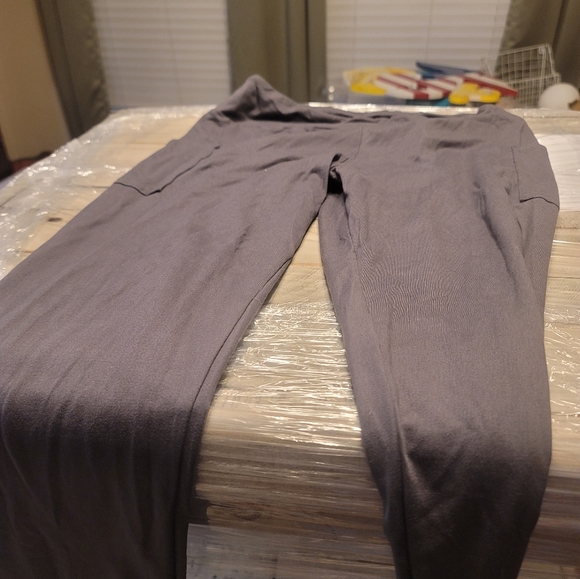 Buttery soft legging - Picture 15 of 16